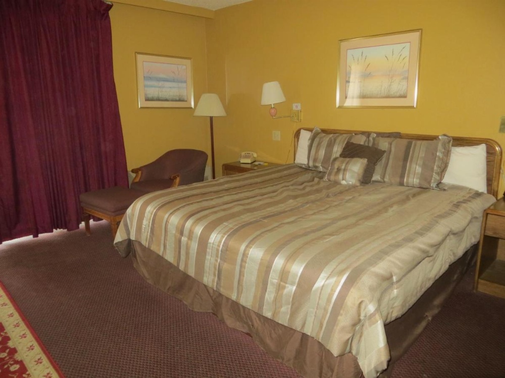 Days Inn by Wyndham Colorado Springs/Garden of the Gods